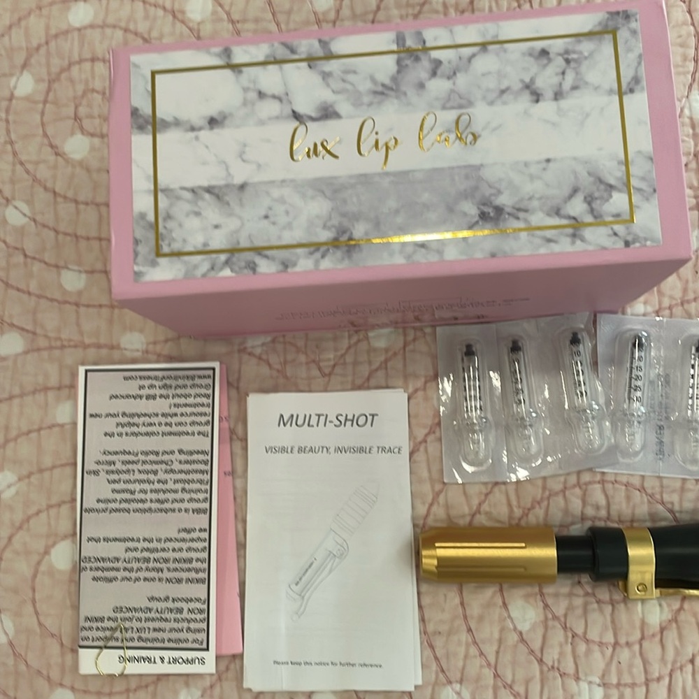 Hyaluron pen 0.5  lux lip lab